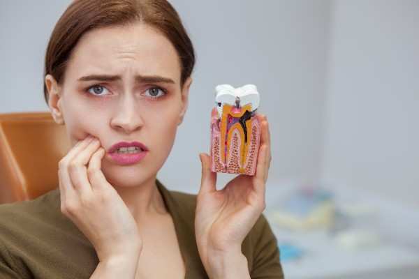 Local Dental Support That Works Around You in Cardiff