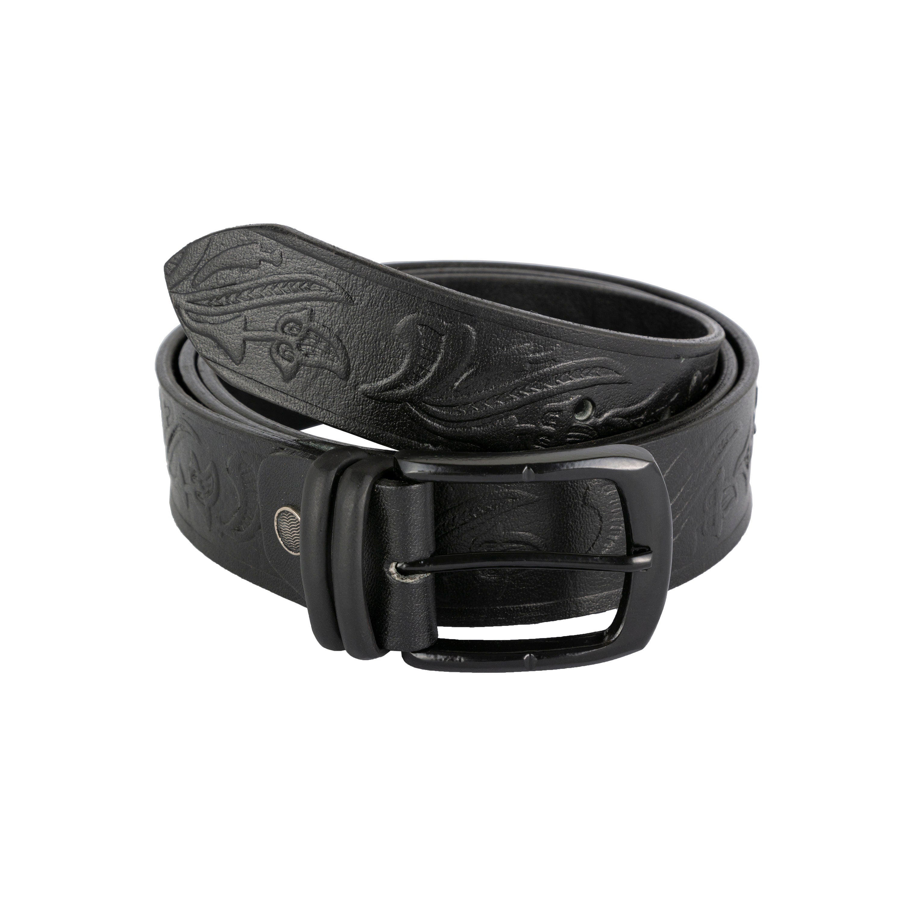 The Essential Guide to Men’s Belts: Style, Strength & Sophistication