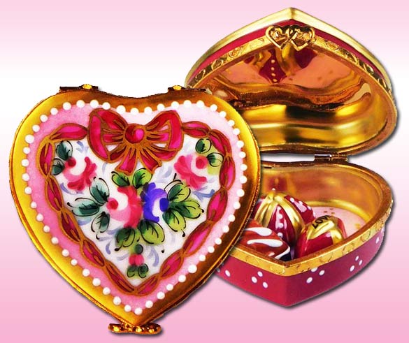 Why Collectors and Gift Givers Love to Buy Limoges Boxes